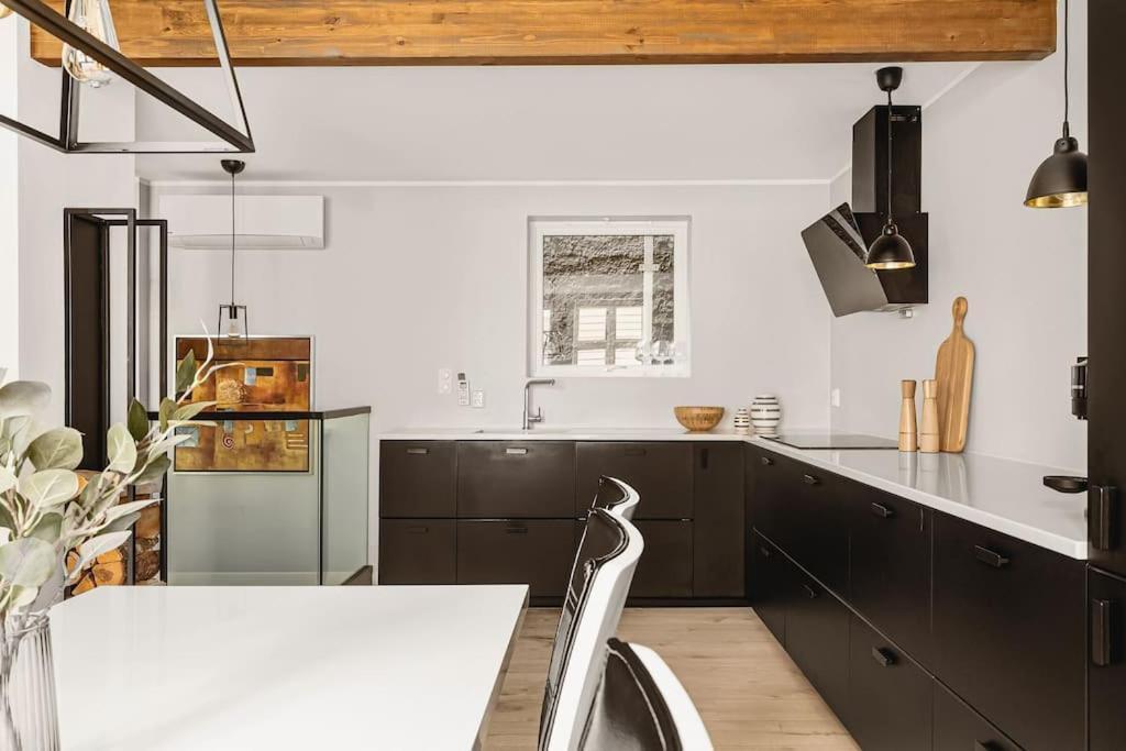 Dinbnb Apartments I Luxury Feel 100M From Bryggen เบอร์เกน ภายนอก รูปภาพ